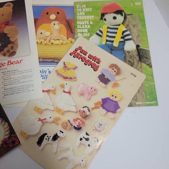 Toys Knick Knacks & Gifts Mixed Lot of Vintage Crochet and Needlecraft Patterns - Picture 3 of 6